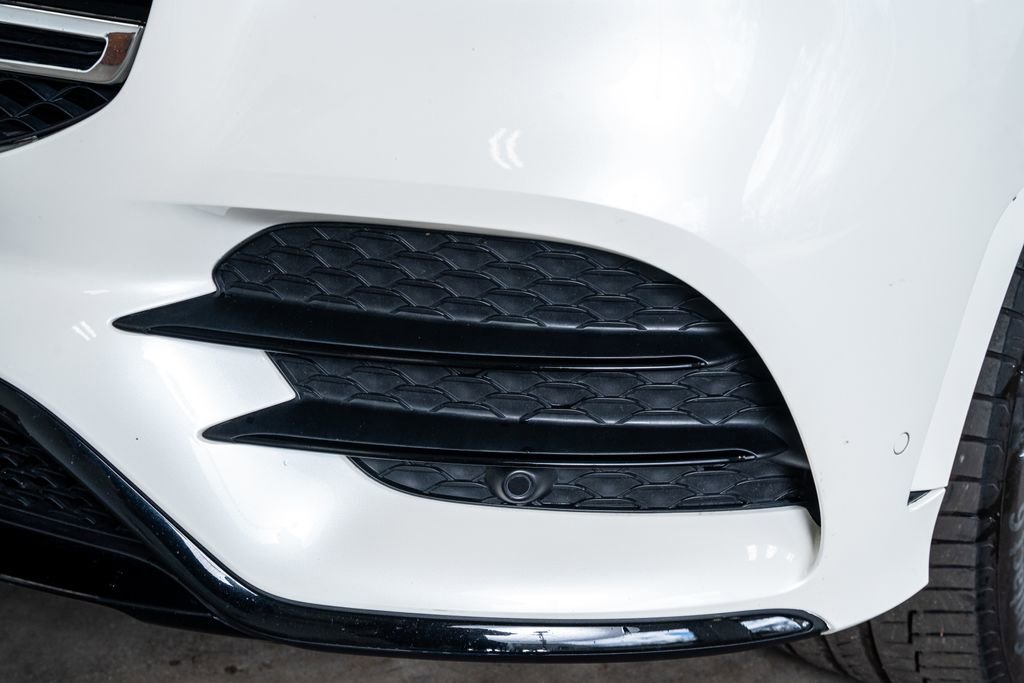 Used 2020 Mercedes-Benz GLS 580 4MATIC w/ E-Active Body Control Package image 14