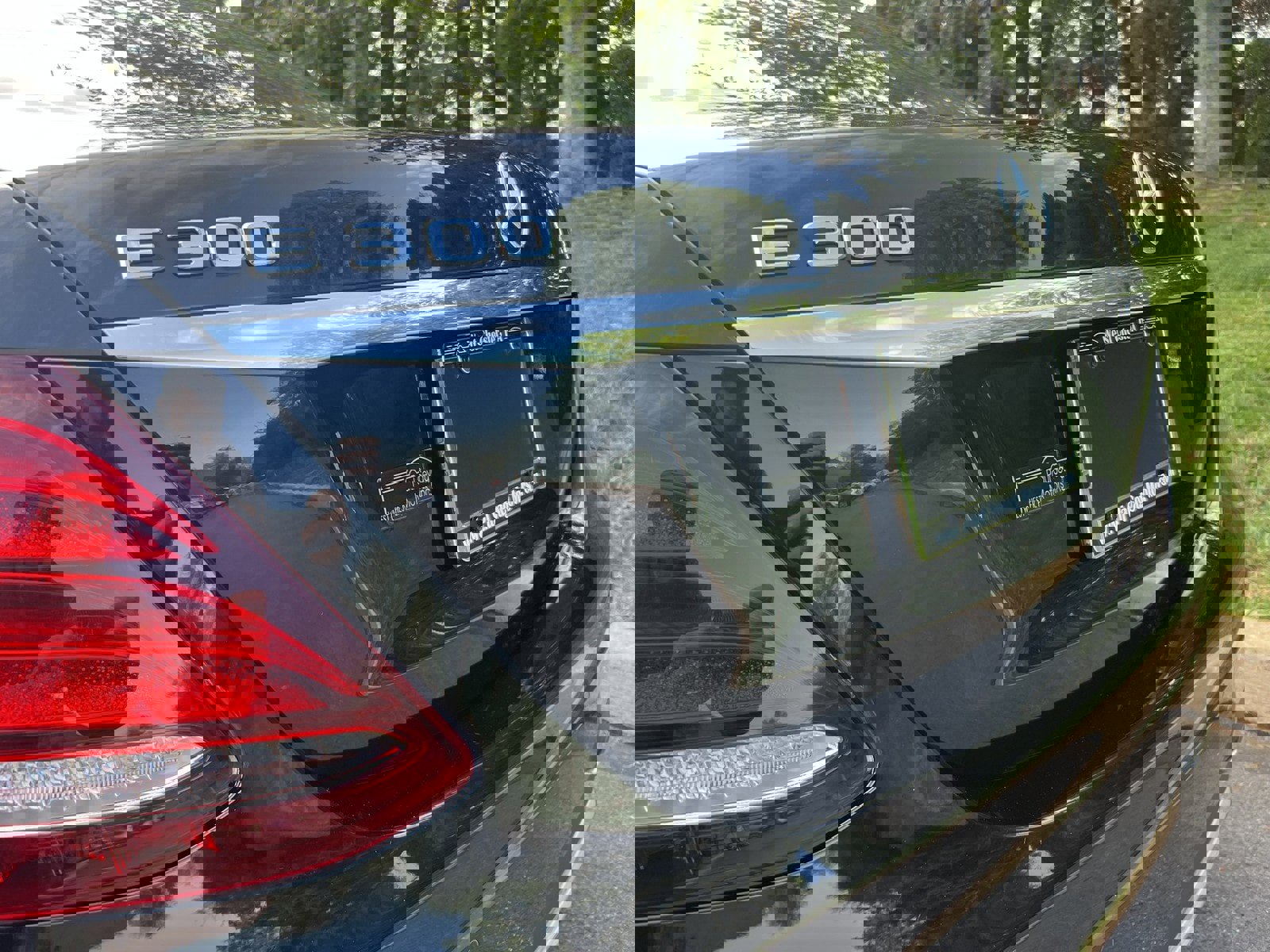 Used 2019 Mercedes-Benz E 300 4MATIC image 83