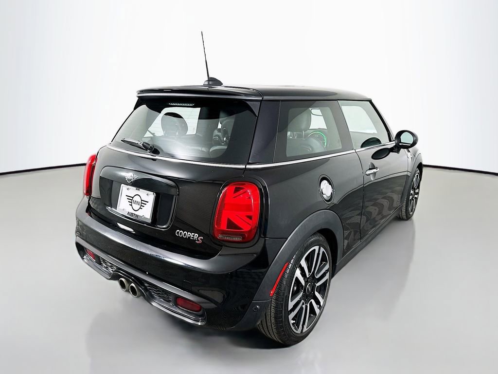 Used 2019 MINI Cooper S w/ Premium Package image 5