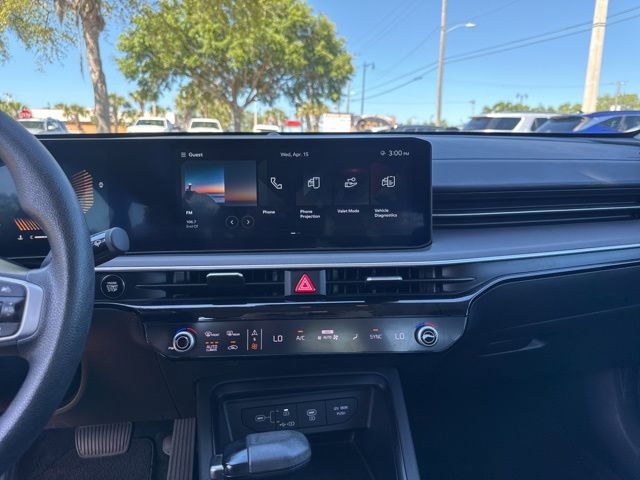 Used 2025 Kia K5 LXS image 25