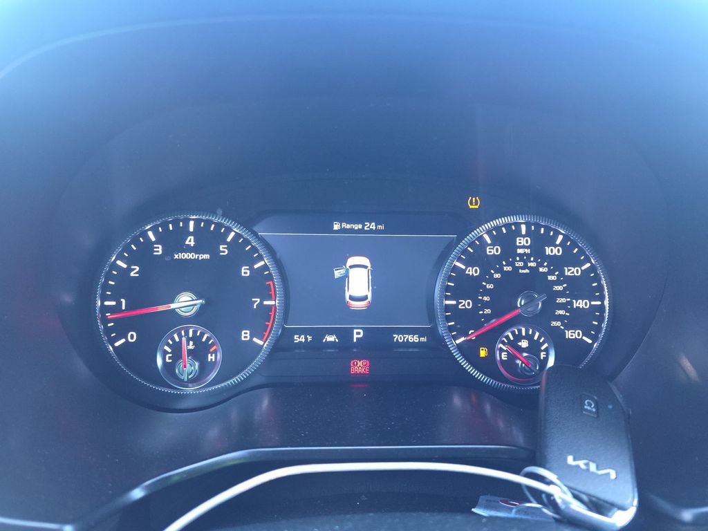 Used 2022 Kia Telluride SX image 2