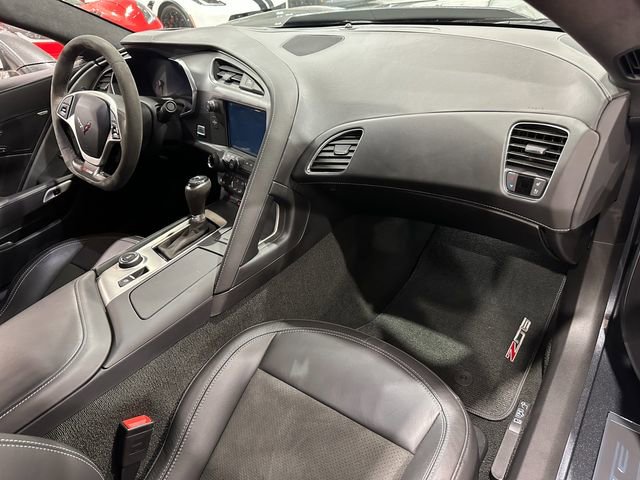 Used 2017 Chevrolet Corvette Z06 image 11
