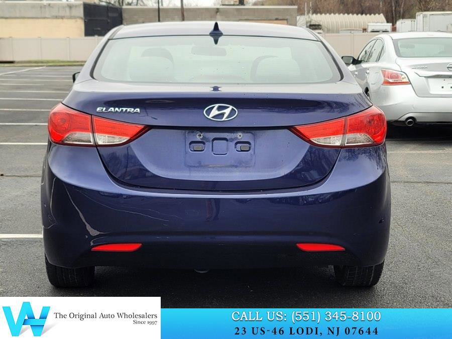 Used 2013 Hyundai Elantra GLS w/ Preferred Pkg image 5