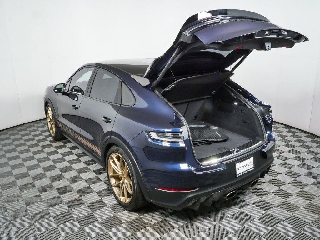 Certified 2024 Porsche Cayenne Turbo GT AWD/4WD image 33