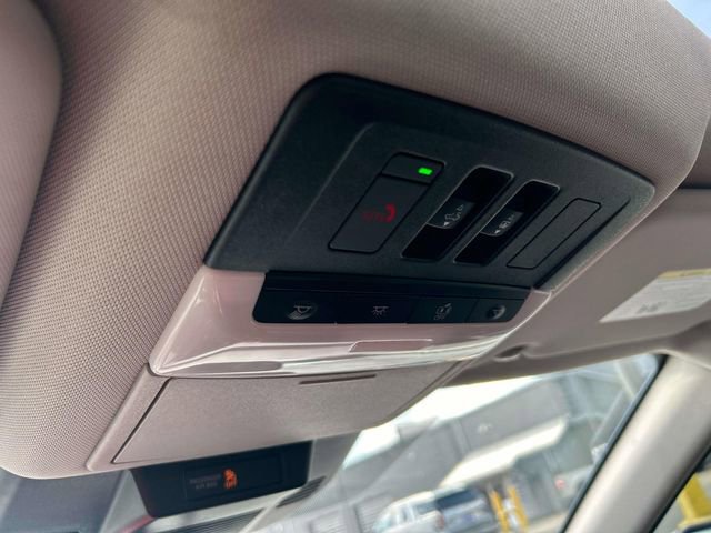 Used 2023 Nissan Rogue SL image 37