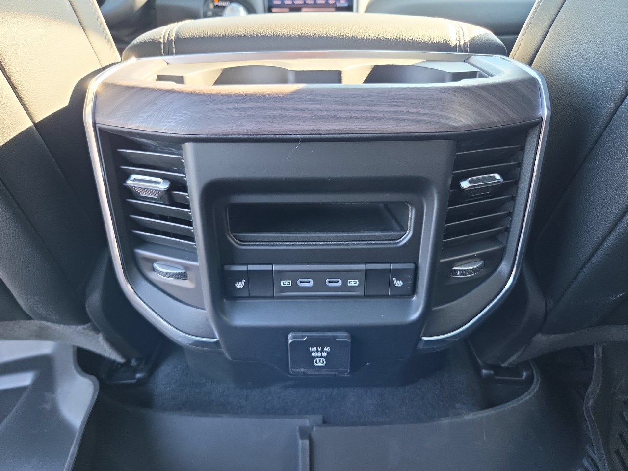 New 2026 RAM 1500 Laramie w/ Night Edition AWD/4WD image 24