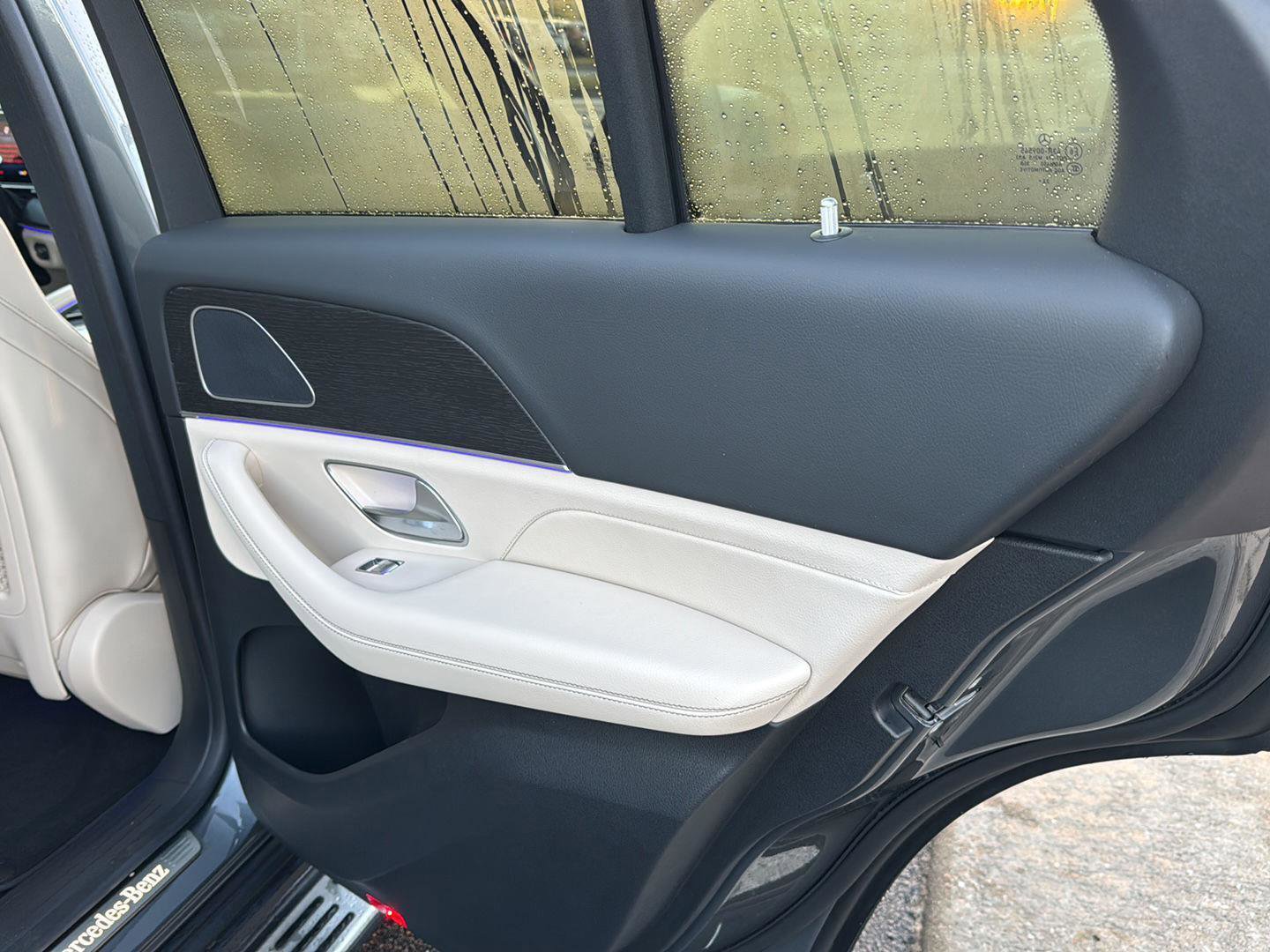Used 2024 Mercedes-Benz GLE 350 4MATIC image 13