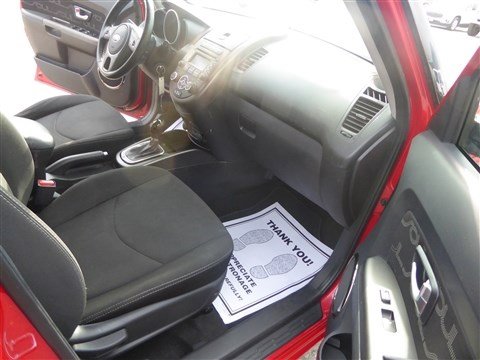 Used 2013 Kia Soul + image 17