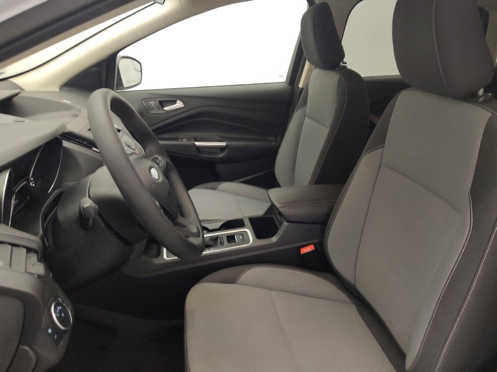 Used 2018 Ford Escape SE image 17