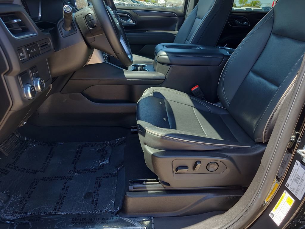 Used 2023 GMC Yukon SLT image 17