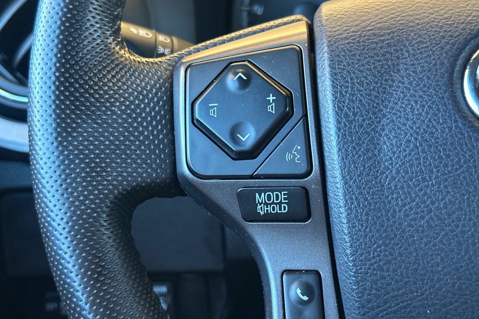Certified 2020 Toyota Tacoma TRD Sport w/ TRD Premium Sport Package RWD image 27