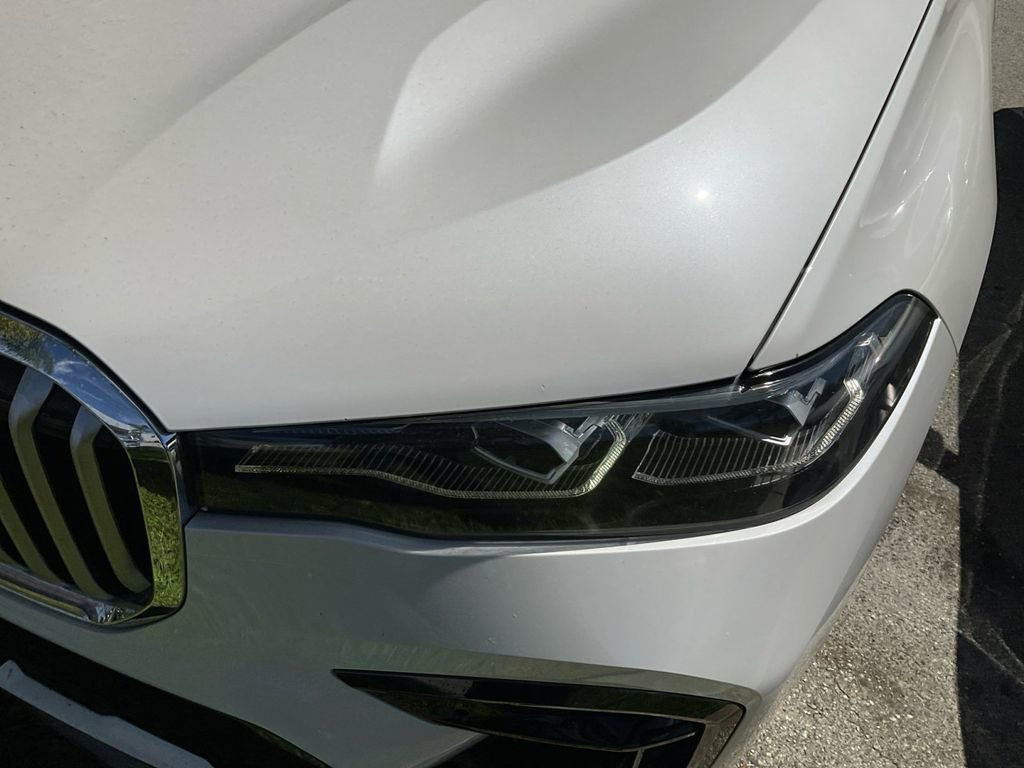 Used 2021 BMW X7 xDrive40i w/ M Sport Package image 35