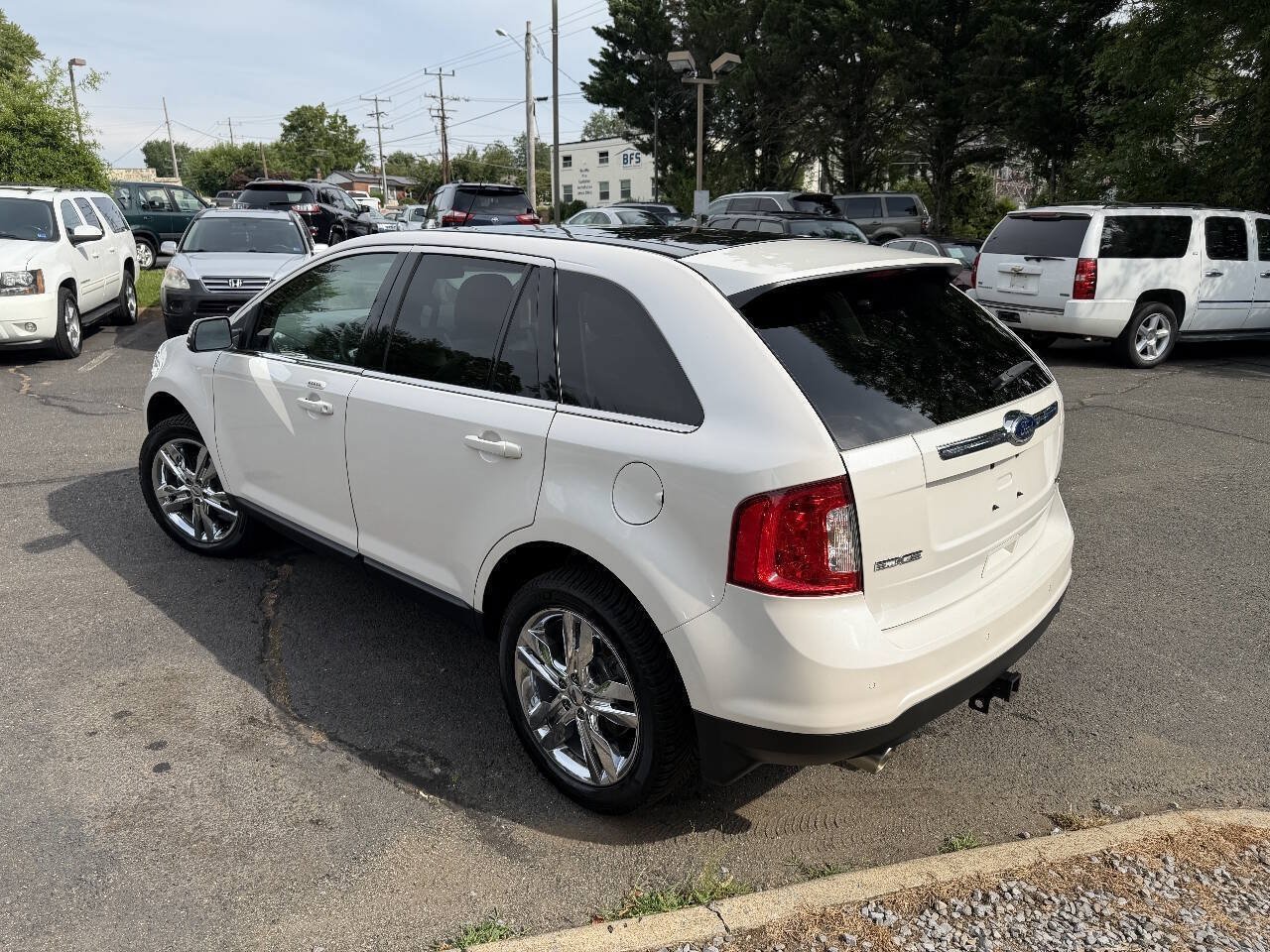 Used 2014 Ford Edge Limited w/ Equipment Group 302A AWD/4WD image 5