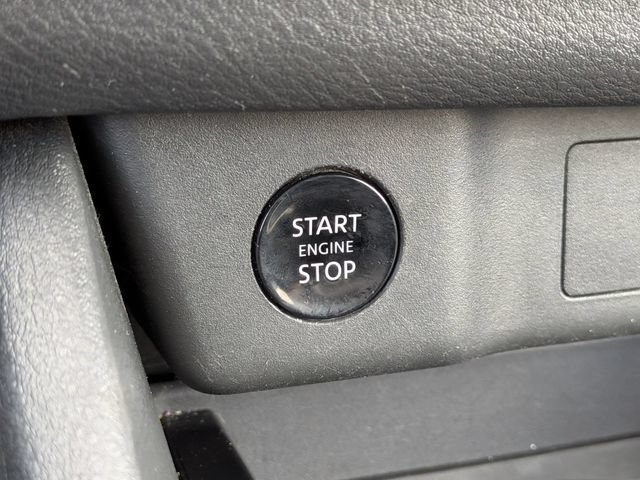 Used 2024 Nissan Rogue SV AWD/4WD image 26