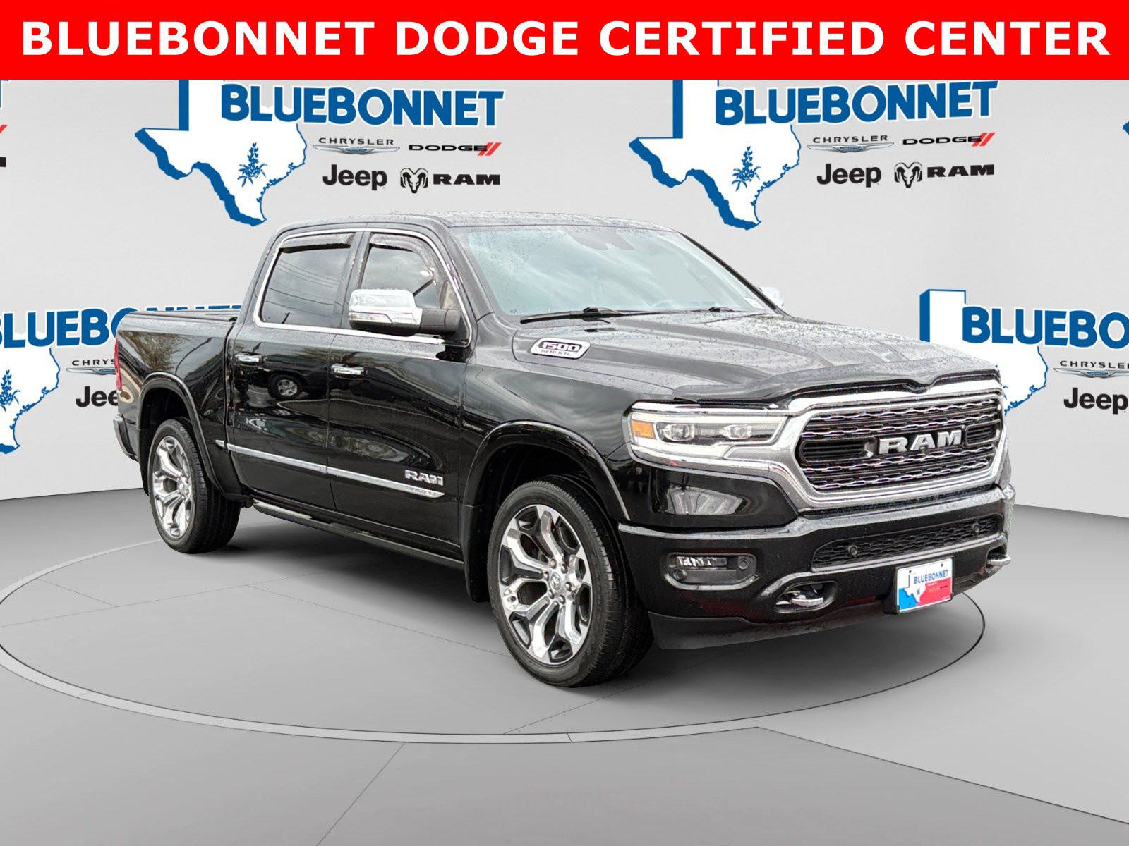 Used 2019 RAM 1500 Limited AWD/4WD image 3