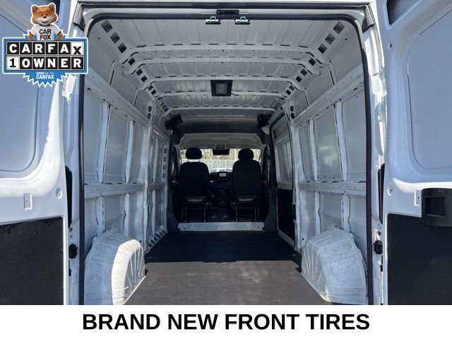 Used 2025 RAM ProMaster 2500 w/ Convenience Group image 18