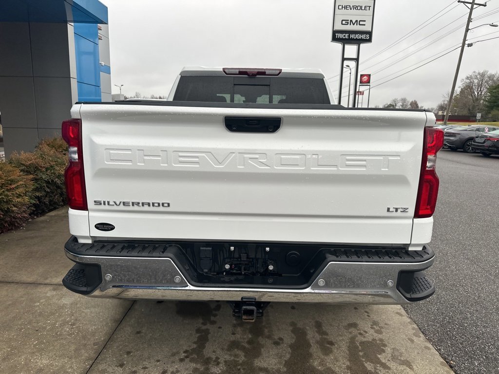 Used 2024 Chevrolet Silverado 1500 LTZ w/ Technology Package image 7