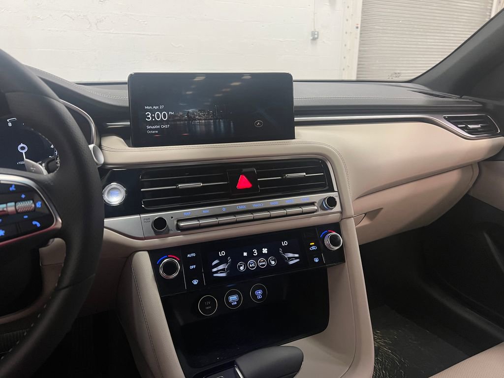 New 2026 Genesis G70 2.5T RWD image 17