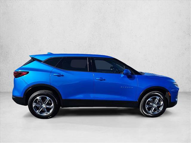 Used 2025 Chevrolet Blazer LT FWD video 4