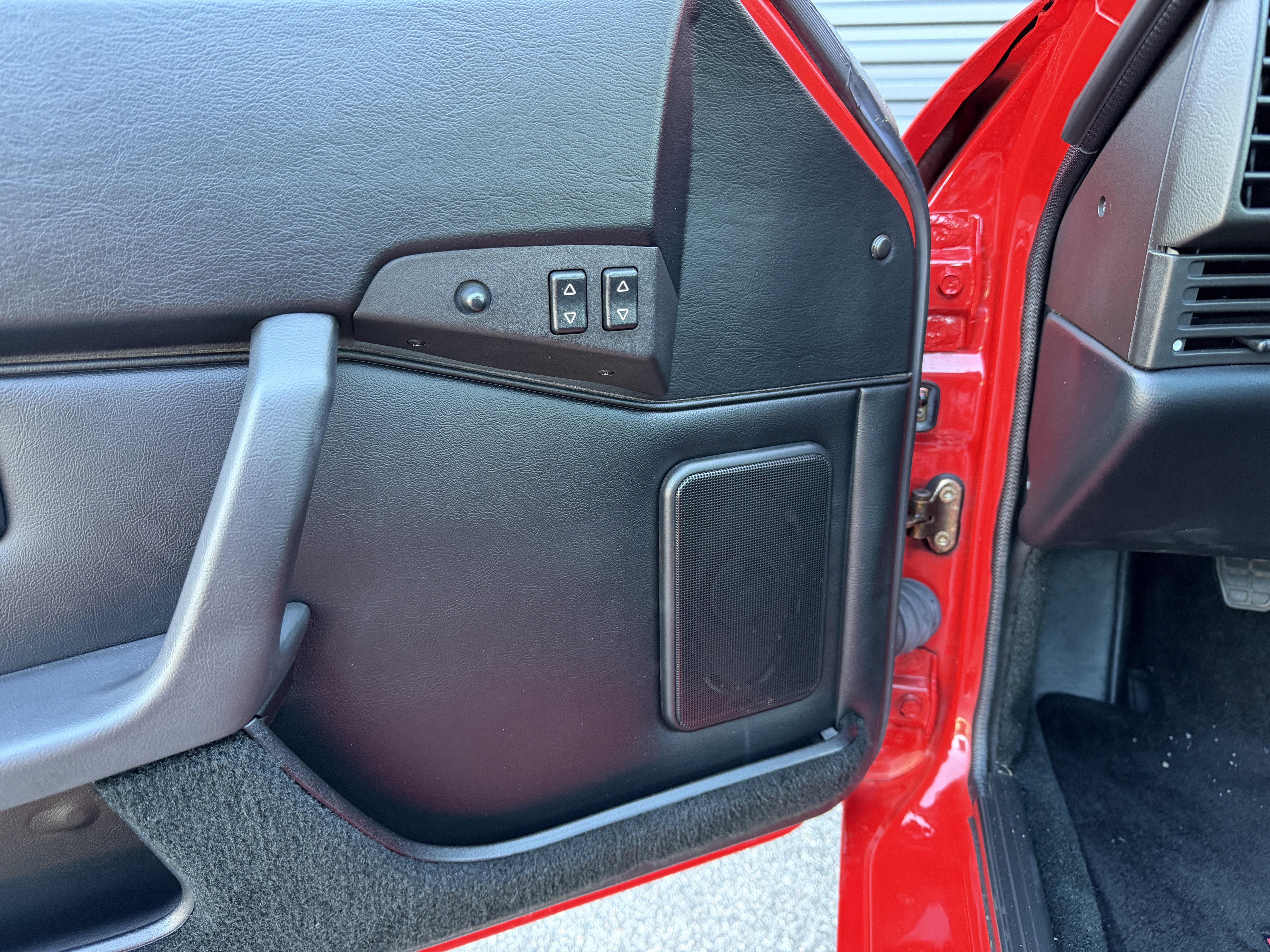 Used 1989 Porsche 944 Coupe image 18