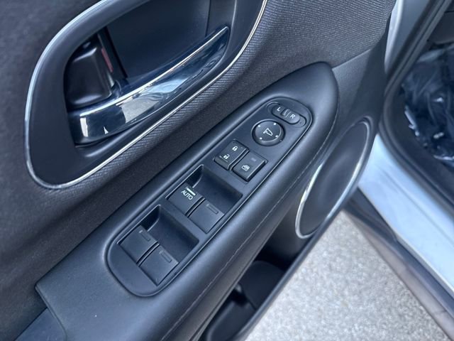 Used 2019 Honda HR-V EX image 10
