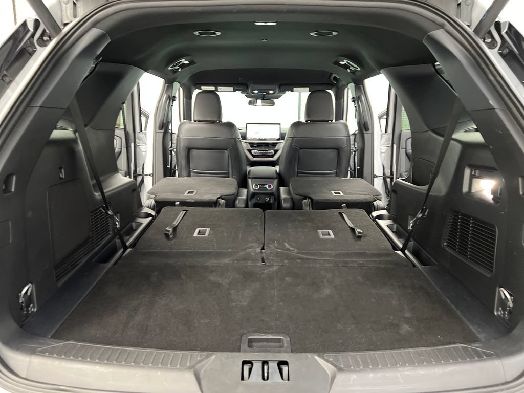 Used 2026 Ford Explorer ST-Line AWD/4WD image 41