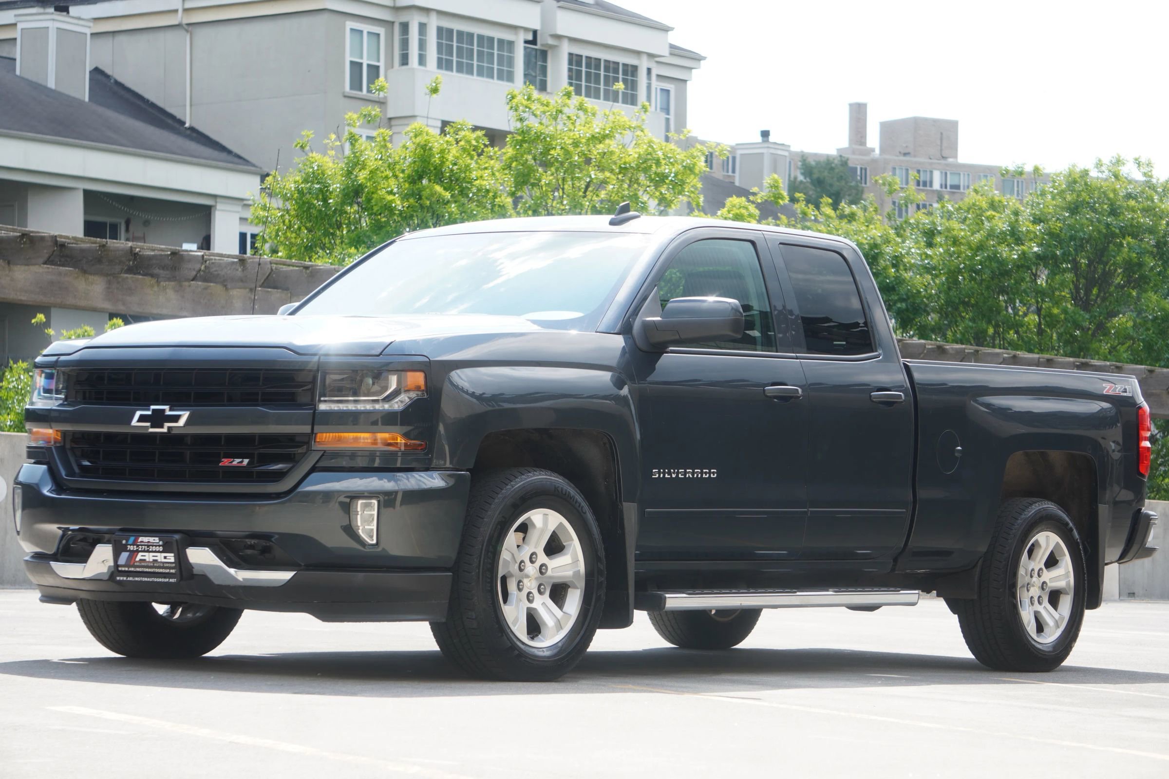 Used 2017 Chevrolet Silverado 1500 LT w/ All Star Edition AWD/4WD image 5