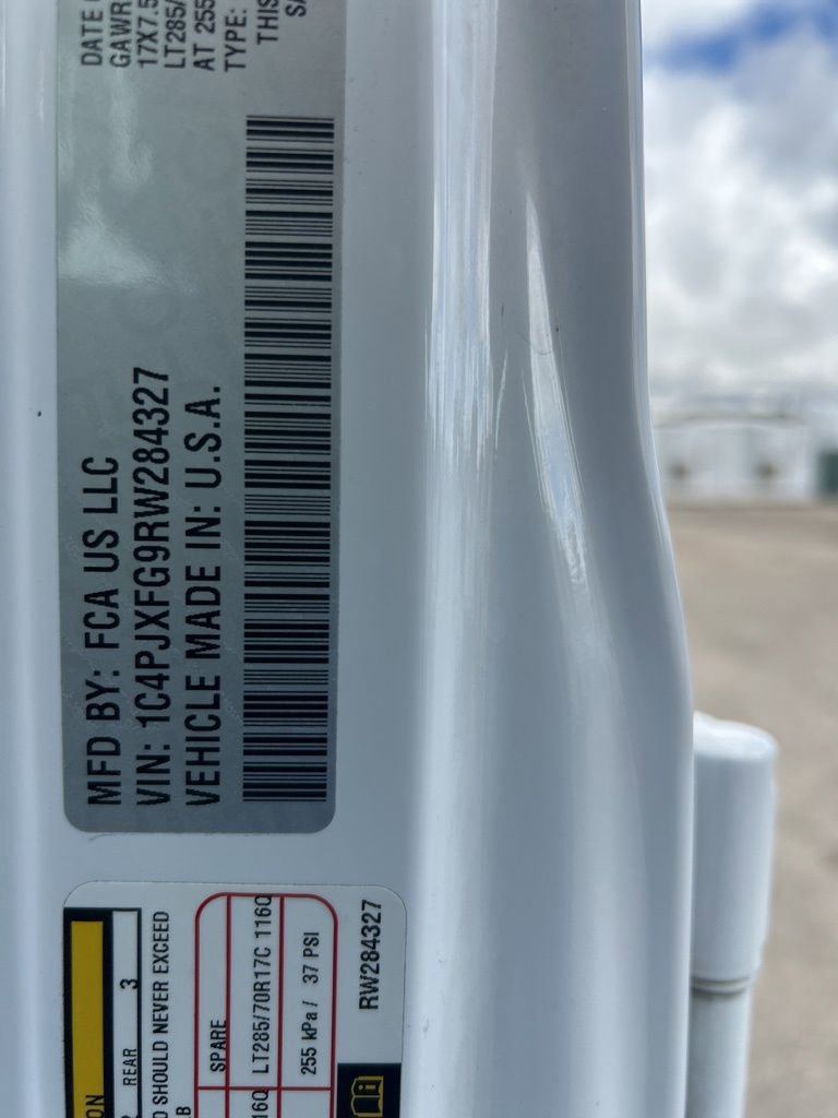 Used 2024 Jeep Wrangler Unlimited Rubicon image 46