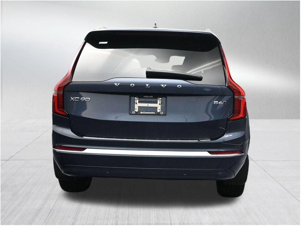 New 2026 Volvo XC90 B6 Plus w/ Protection Package Premier AWD/4WD image 4