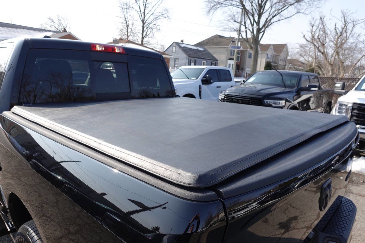 Used 2022 RAM 1500 Classic SLT w/ Electronics Convenience Group image 23