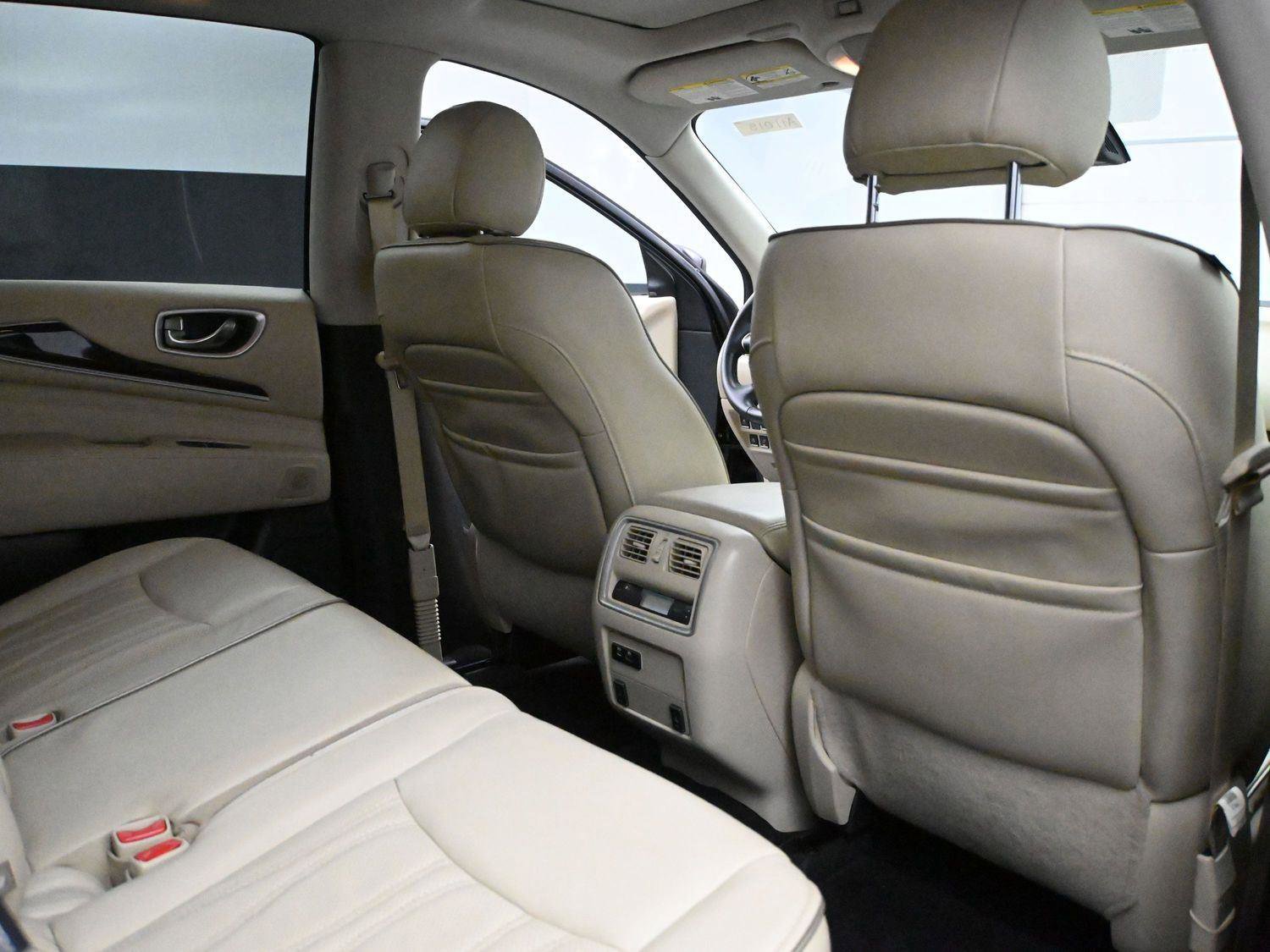 Used 2020 INFINITI QX60 Luxe w/ Sensory Package AWD/4WD image 19