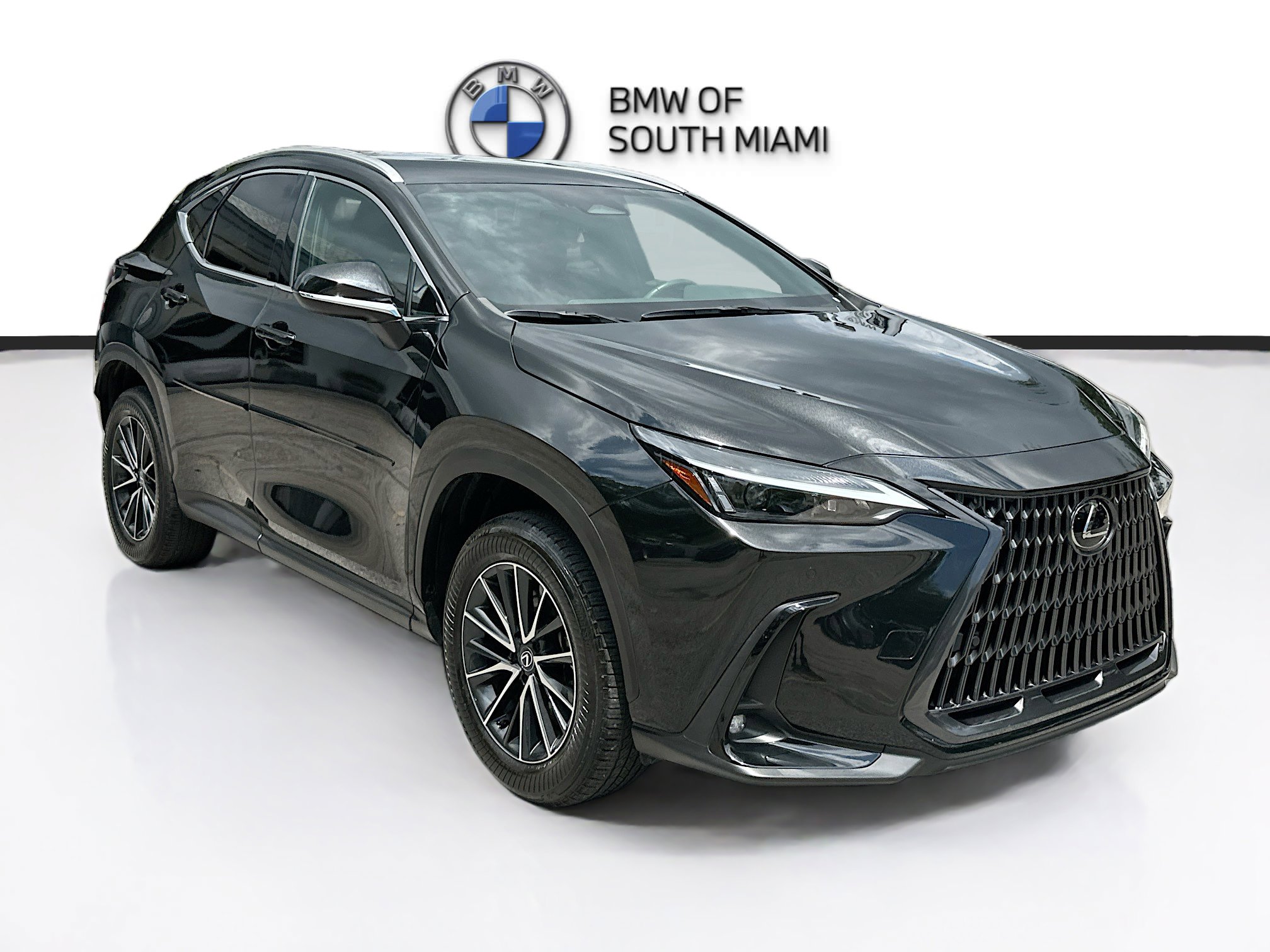 Used 2025 Lexus NX 250 FWD w/ Accessory Package (P2) image 1