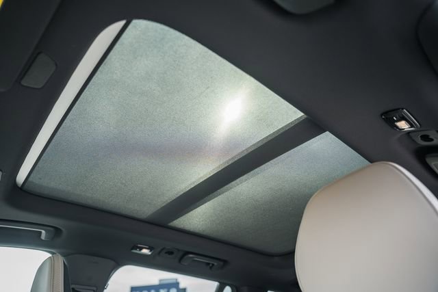 New 2026 Volvo XC90 T8 Plus w/ Protection Package Premier AWD/4WD image 31