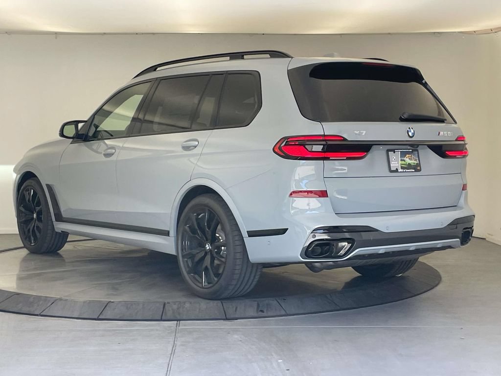New 2027 BMW X7 M60i AWD/4WD image 3