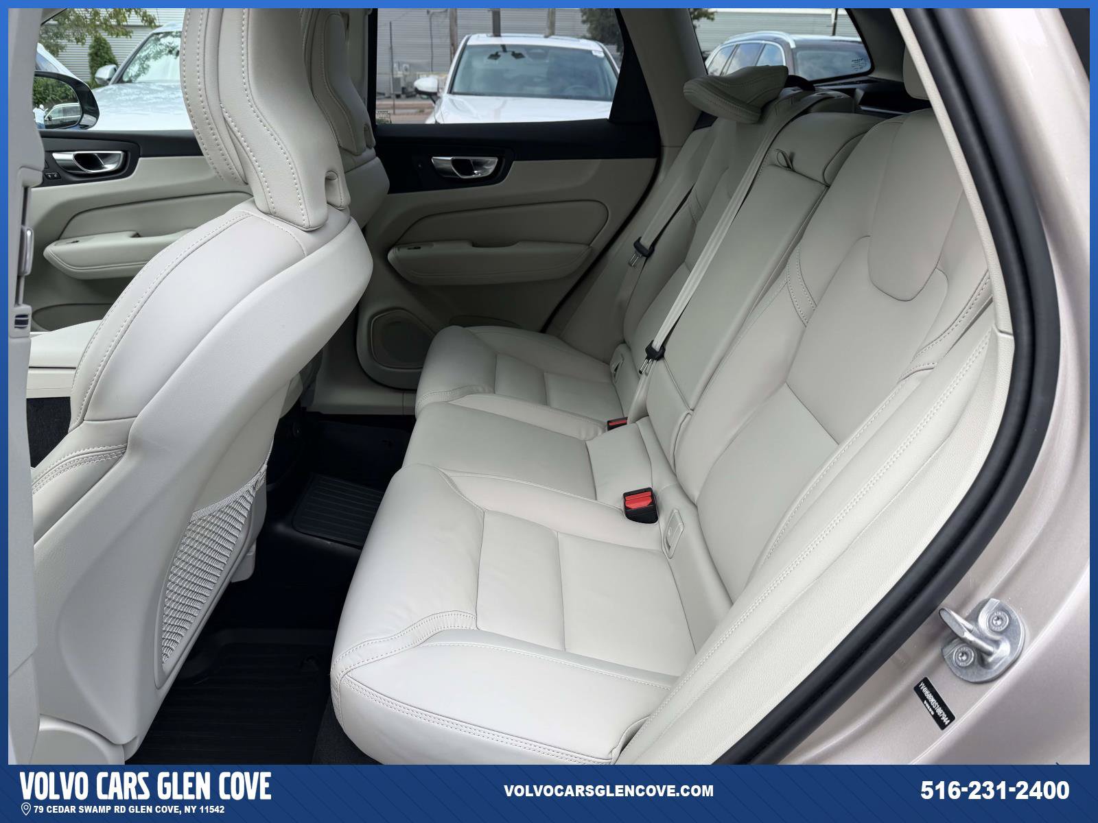 Used 2025 Volvo XC60 T8 Ultra w/ Protection Package Premier AWD/4WD image 18