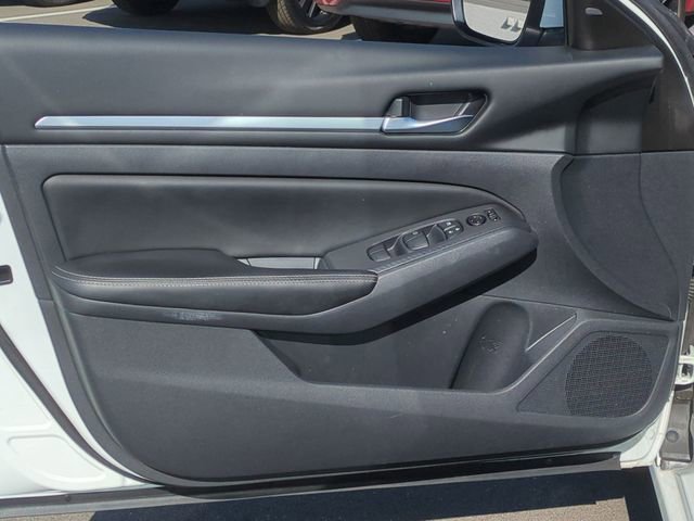 Used 2022 Nissan Altima 2.5 SV image 19