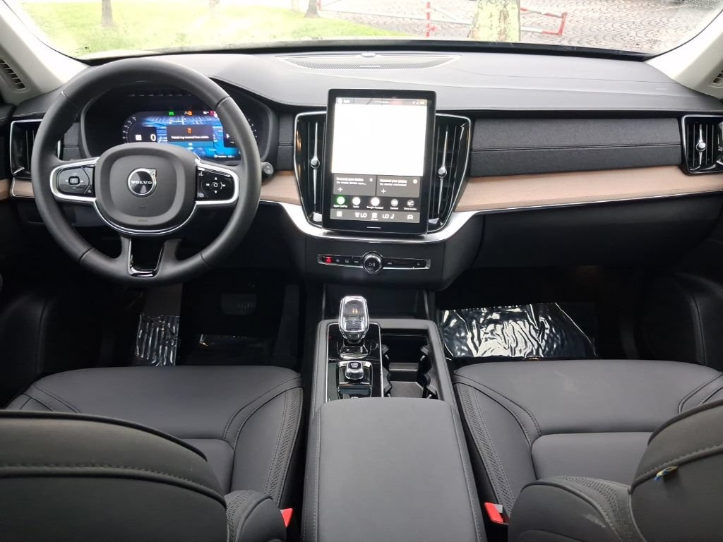 Used 2026 Volvo XC90 B6 Plus AWD/4WD image 9