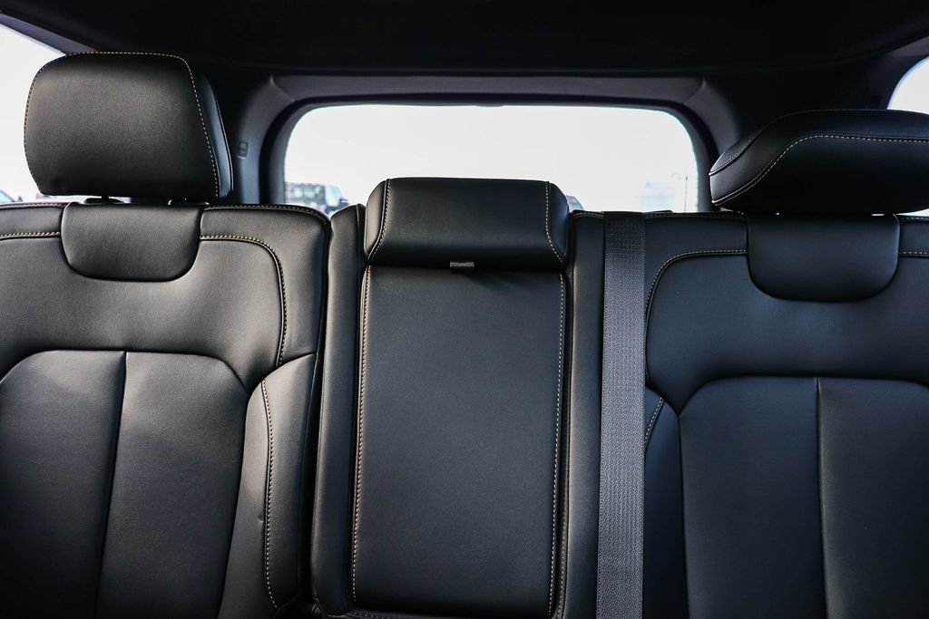 New 2026 Jeep Grand Cherokee Limited AWD/4WD image 27