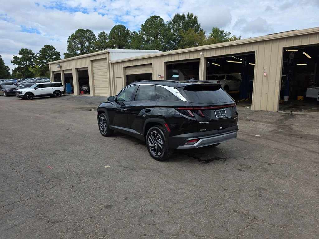 New 2025 Hyundai Tucson Limited image 15