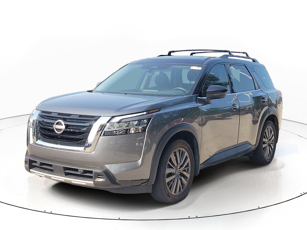 Used 2024 Nissan Pathfinder SL w/ SL Premium Package AWD/4WD image 2