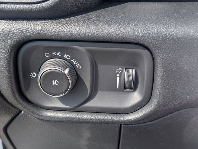 New 2026 RAM 3500 Tradesman w/ Chrome Appearance Group A AWD/4WD image 12