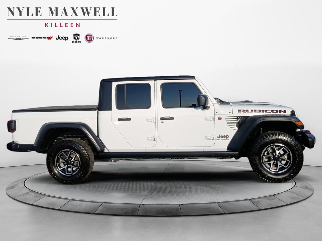 Used 2024 Jeep Gladiator Rubicon w/ Convenience Group AWD/4WD image 17