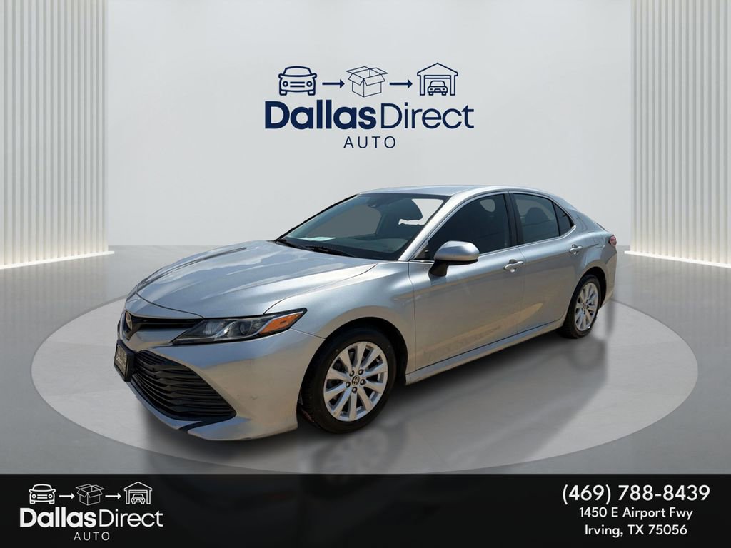 Used 2020 Toyota Camry LE image 1