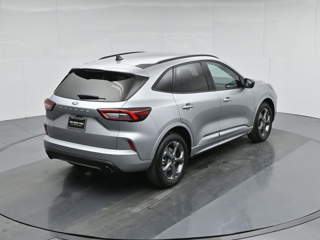 Certified 2024 Ford Escape ST-Line w/ Cold Weather Package image 39