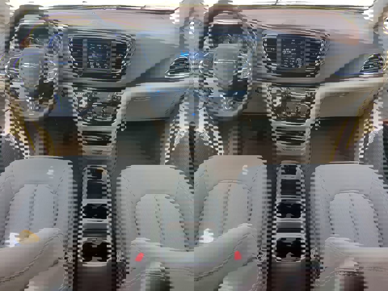 Certified 2020 Chrysler Voyager LX image 13