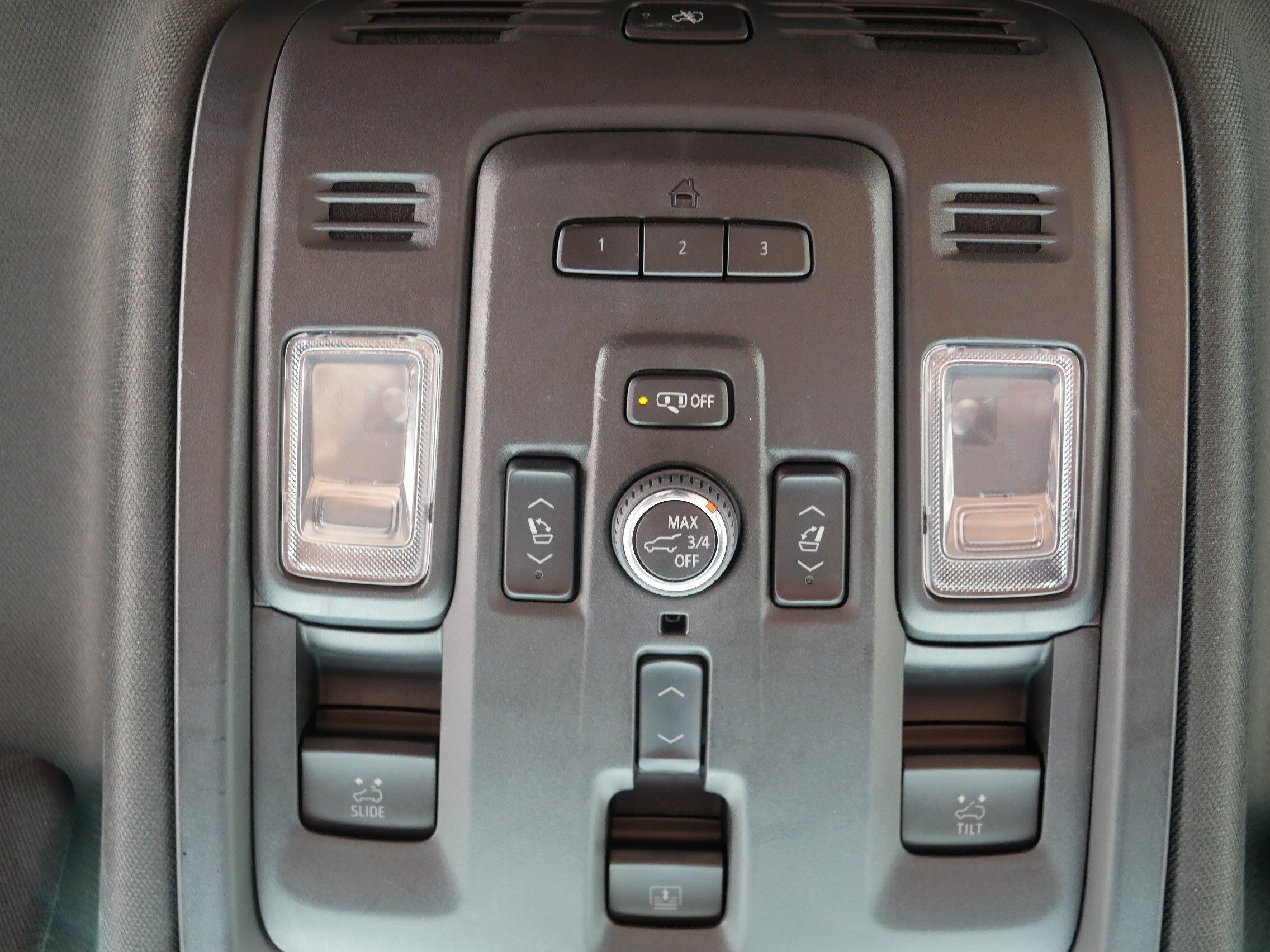 Used 2023 GMC Yukon Denali Ultimate w/ LPO, Floor Liner Package AWD/4WD image 31