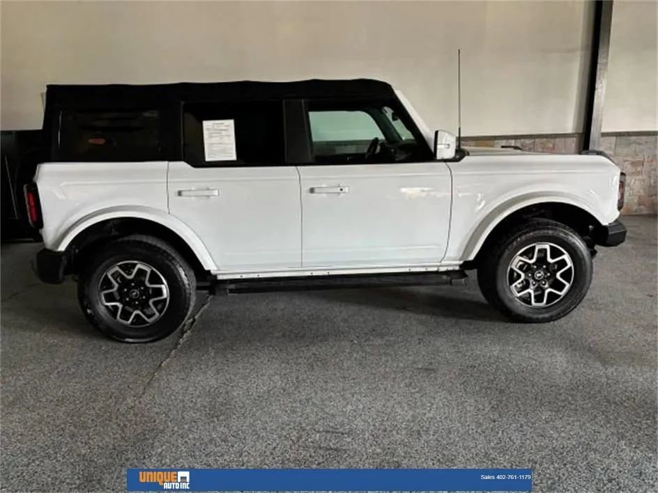 Used 2022 Ford Bronco Outer Banks image 8