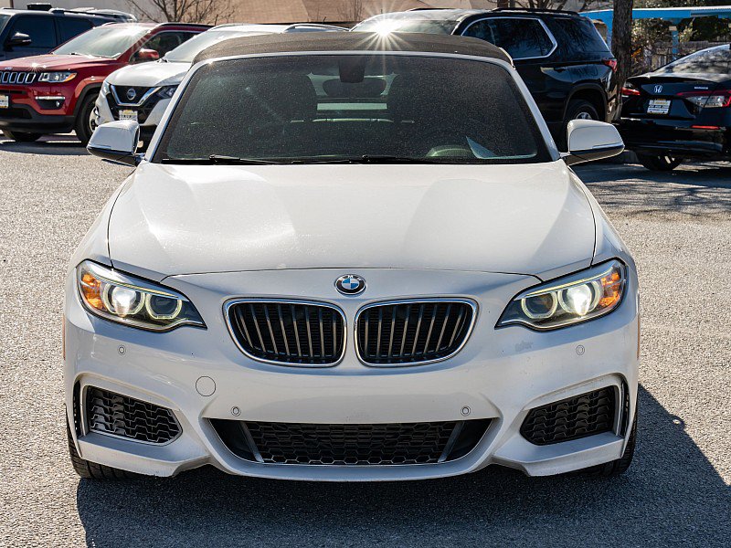 Used 2016 BMW 228i Convertible image 4