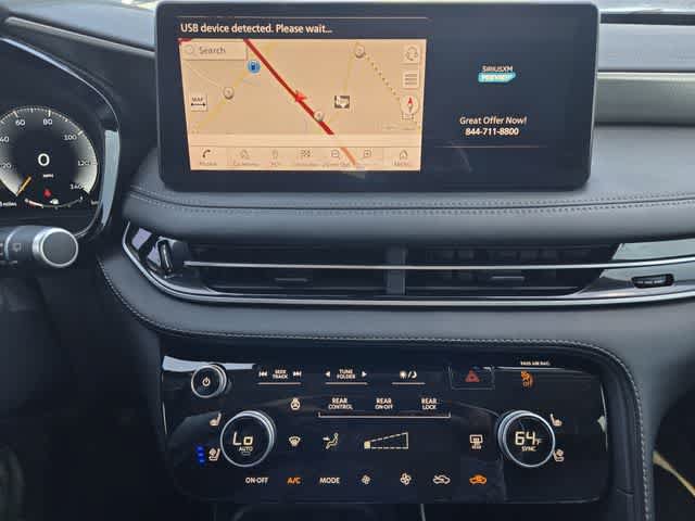 Used 2024 INFINITI QX60 Luxe FWD image 17