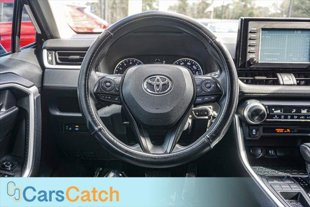 Used 2019 Toyota RAV4 LE image 28